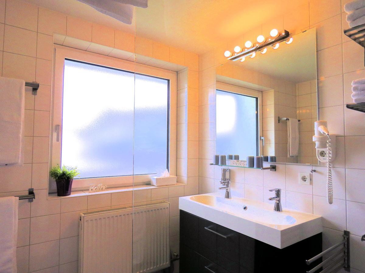 Moida-Ferienwohnung Fügen Exteriör bild