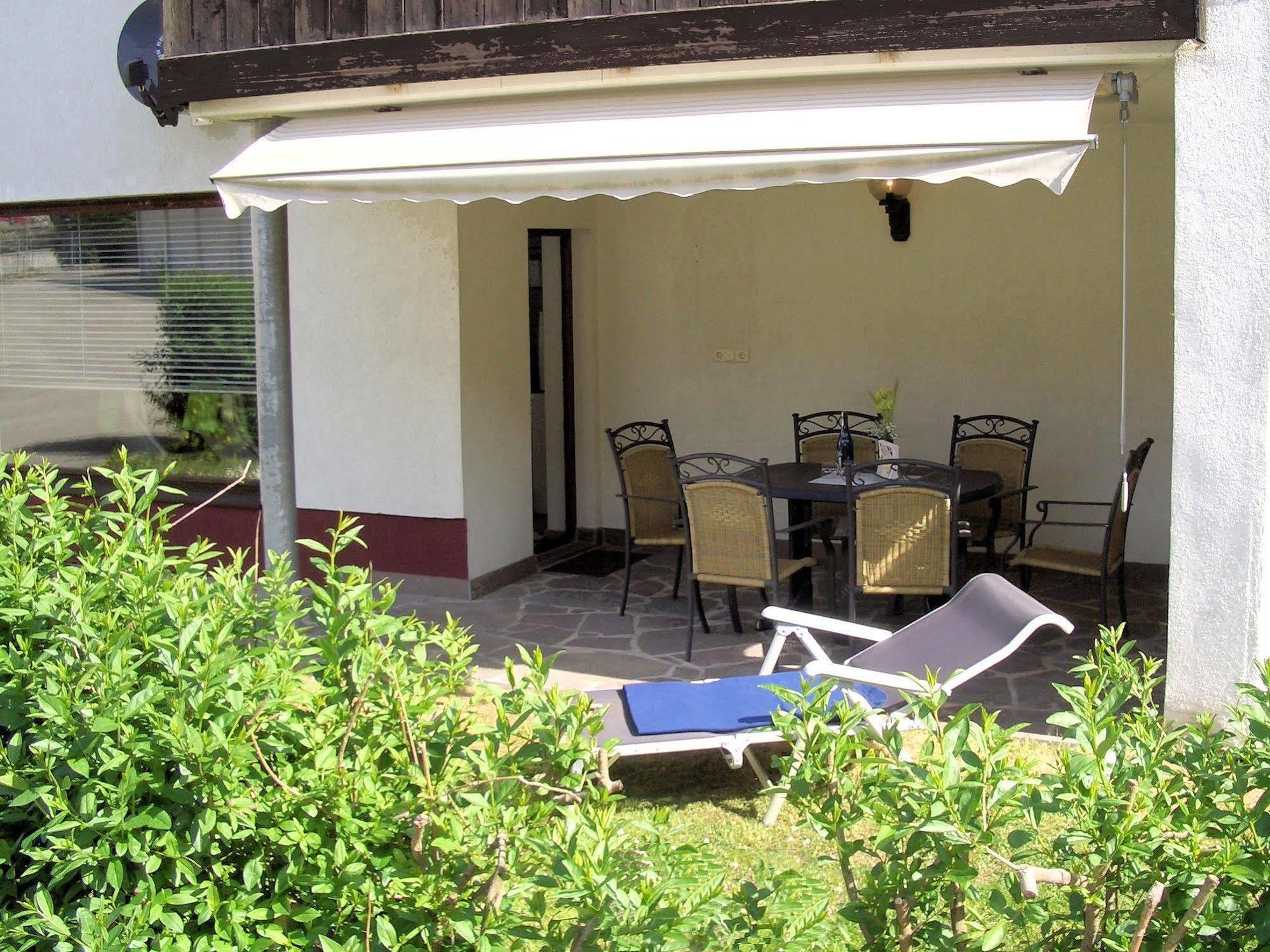 Moida-Ferienwohnung Fügen Exteriör bild