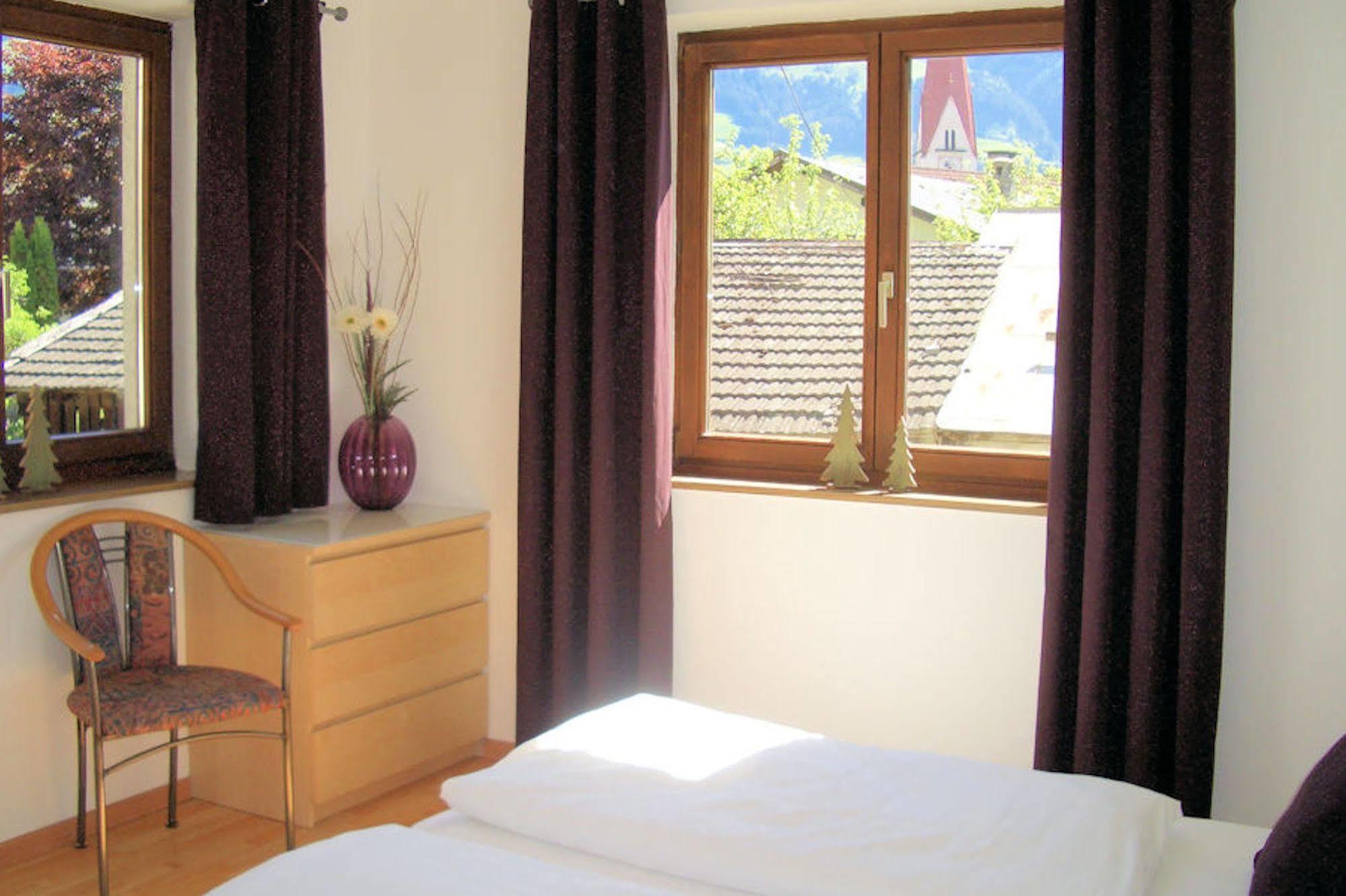 Moida-Ferienwohnung Fügen Exteriör bild